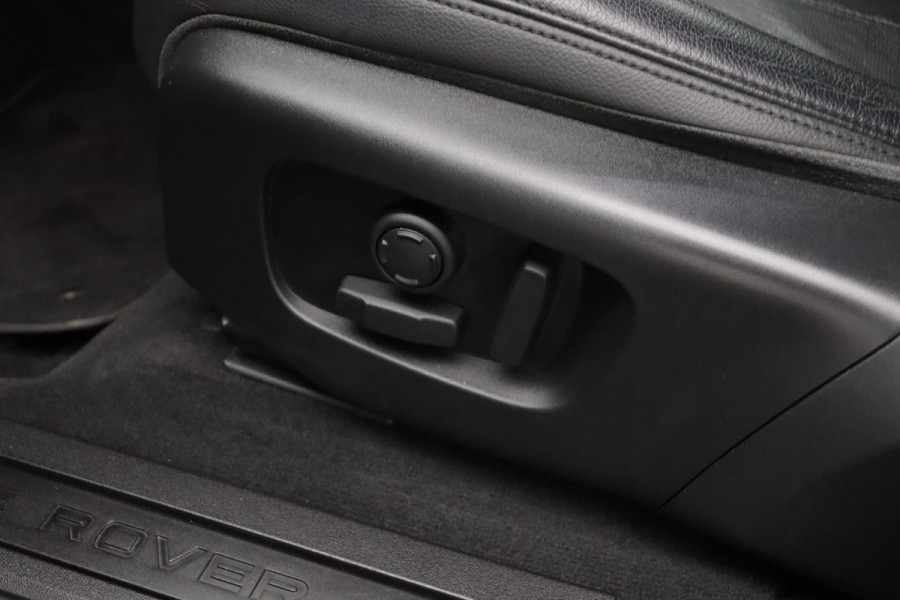 Land Rover Range Rover Evoque 1.5 P300e AWD(DealerOnderH, Navi, Stuur/stoelV, Camera, Trekhaak, Carplay, Etc)