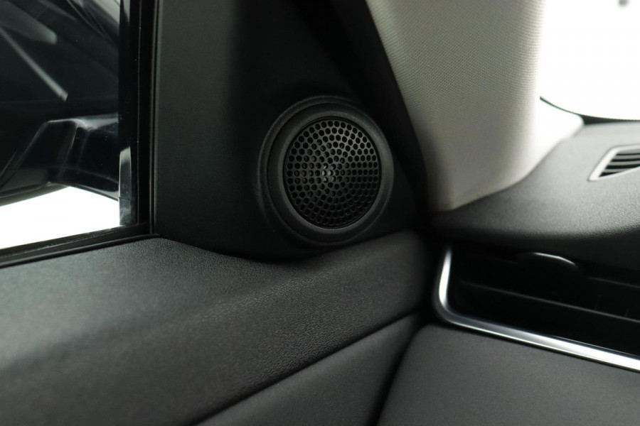 Land Rover Range Rover Evoque 1.5 P300e AWD(DealerOnderH, Navi, Stuur/stoelV, Camera, Trekhaak, Carplay, Etc)