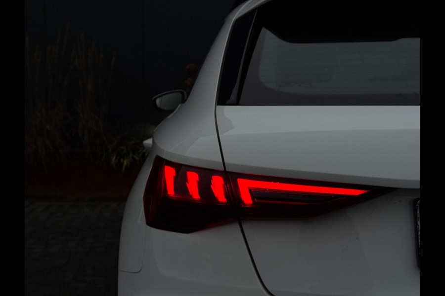 Audi A3 Sportback 40 TFSI e 3x S Line FULL PANO NAVI CAMERA LEDER LED SPORTVELGEN