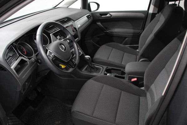 Volkswagen Touran 1.5 TSI 150pk DSG Comfortline 7p | Navigatie | Apple Carplay/Android Auto | Climate Control | Cruise Control Adaptive | Stoelverwarming | Parkeer sensoren