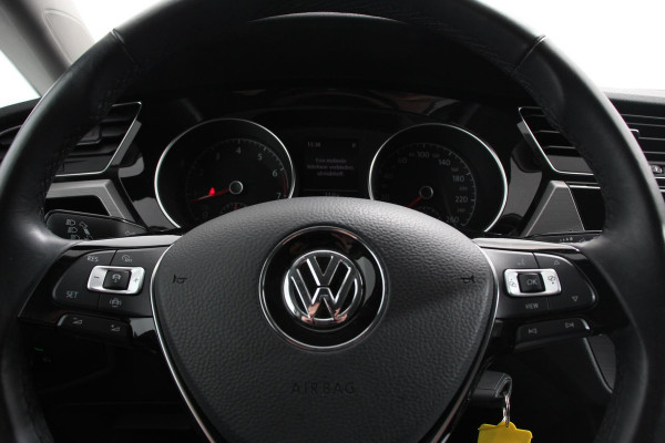 Volkswagen Touran 1.5 TSI 150pk DSG Comfortline 7p | Navigatie | Apple Carplay/Android Auto | Climate Control | Cruise Control Adaptive | Stoelverwarming | Parkeer sensoren