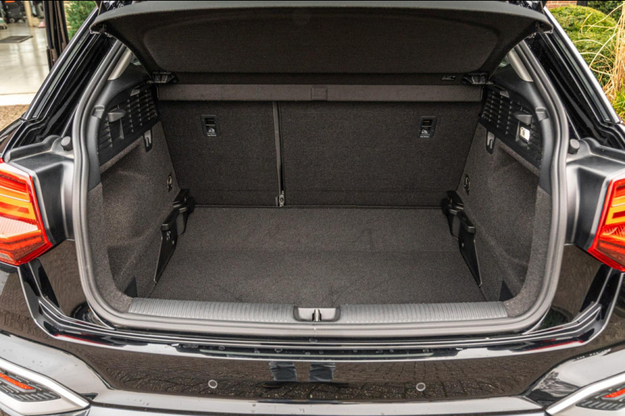 Audi Q2 35 TFSI Business Edition 150 PK Aut. Adaptive Virtual Keyless LED Clima Cruise 18''