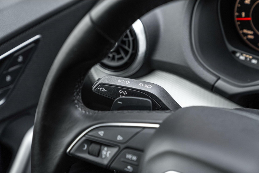 Audi Q2 35 TFSI Business Edition 150 PK Aut. Adaptive Virtual Keyless LED Clima Cruise 18''