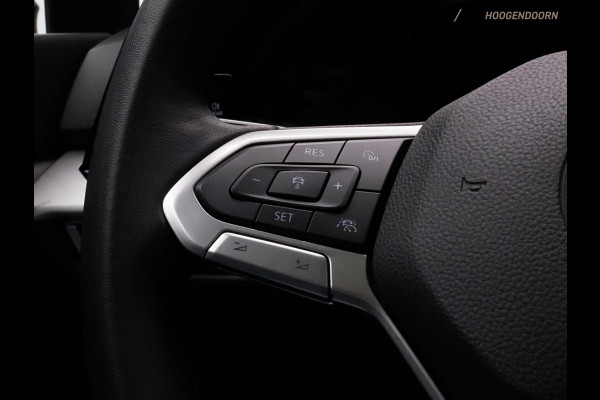 Volkswagen Golf 1.5 TSI Life Business Sport (ALCANTARA,PANORAMA-SCHUIFDAK,MEMORY STOELEN,ADAPTIVE CRUISE,SFEERVERLICHTING,CAMERA)