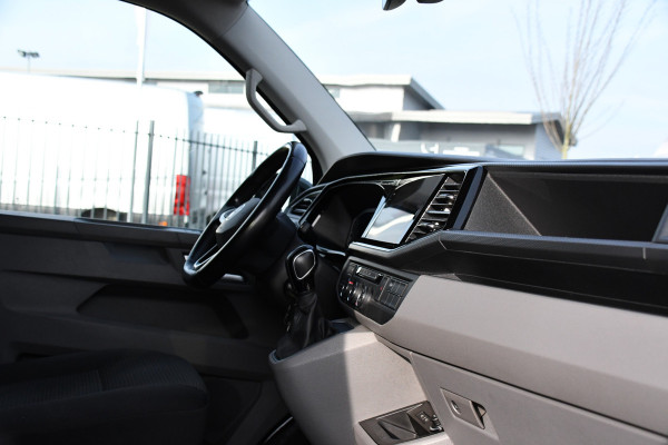 Volkswagen Transporter 2.0 TDI L2H1 32 DC Bulli Virtual, Adaptieve Cruise, Carplay, LED, 150pk, Automaat, Sensoren, Uniek!