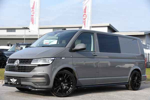 Volkswagen Transporter 2.0 TDI L2H1 32 DC Bulli Virtual, Adaptieve Cruise, Carplay, LED, 150pk, Automaat, Sensoren, Uniek!
