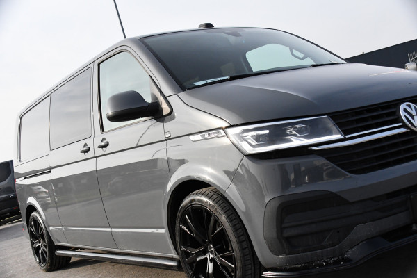 Volkswagen Transporter 2.0 TDI L2H1 32 DC Bulli Virtual, Adaptieve Cruise, Carplay, LED, 150pk, Automaat, Sensoren, Uniek!