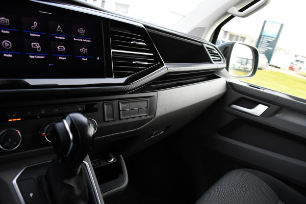 Volkswagen Transporter 2.0 TDI L2H1 32 DC Bulli Virtual, Adaptieve Cruise, Carplay, LED, 150pk, Automaat, Sensoren, Uniek!