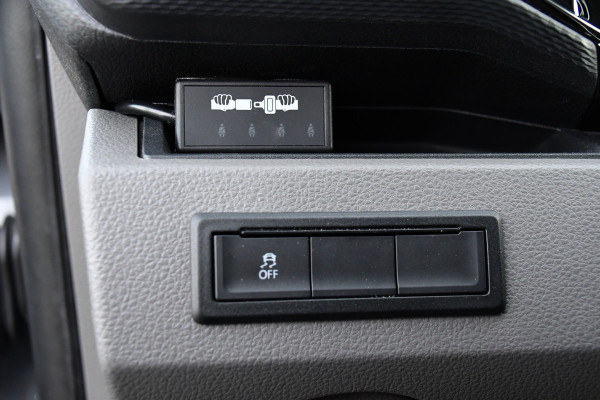 Volkswagen Transporter 2.0 TDI L2H1 32 DC Bulli Virtual, Adaptieve Cruise, Carplay, LED, 150pk, Automaat, Sensoren, Uniek!