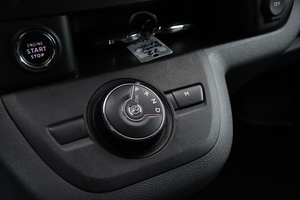 Peugeot Expert 2.0 BlueHDI 180 L3 DC PB Edition 360 Camera, Cruise, Carplay, 177pk, Clima, Head-up, Automaat 2 x Schuifdeur, NAVI, Uniek!