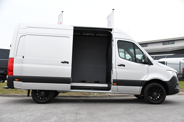 Mercedes-Benz Sprinter 319 V6 3.0 CDI L2H2 PB Edition Camera, Cruise, Stoelverwarming, 190pk, Standkachel, Airco, Uniek!