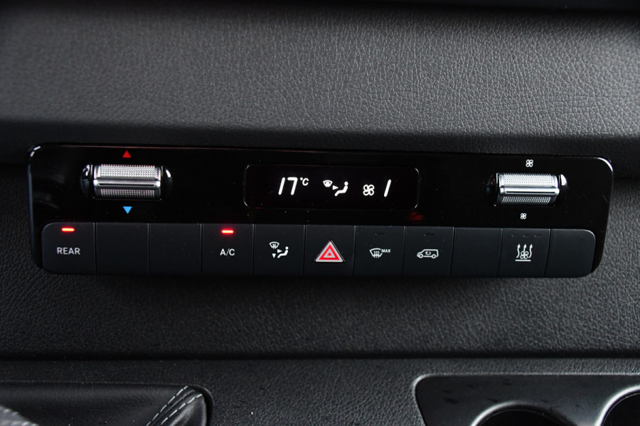 Mercedes-Benz Sprinter 319 V6 3.0 CDI L2H2 PB Edition Camera, Cruise, Stoelverwarming, 190pk, Standkachel, Airco, Uniek!