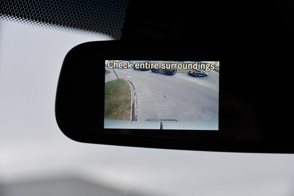 Mercedes-Benz Sprinter 319 V6 3.0 CDI L2H2 PB Edition Camera, Cruise, Stoelverwarming, 190pk, Standkachel, Airco, Uniek!