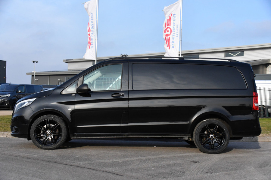 Mercedes-Benz Vito 119 CDI L2 Black Edition Camera, Cruise, LED, Stoelverwarming, Standkachel, Leder, 190pk, Automaat, Trekhaak, Uniek!