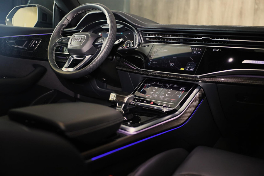 Audi Q8 55 TFSI Quattro RSQ8 Look / Carbon / RS Zetels / Acc / Lane Assist / Head Up / Dode Hoek / Open Panorama / Matrix / 22 Inc