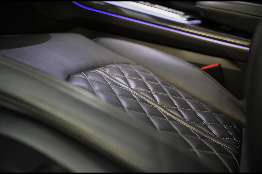 Audi Q8 55 TFSI Quattro RSQ8 Look / Carbon / RS Zetels / Acc / Lane Assist / Head Up / Dode Hoek / Open Panorama / Matrix / 22 Inc