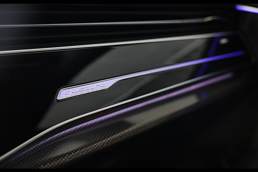Audi Q8 55 TFSI Quattro RSQ8 Look / Carbon / RS Zetels / Acc / Lane Assist / Head Up / Dode Hoek / Open Panorama / Matrix / 22 Inc