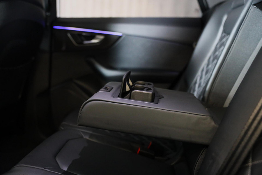 Audi Q8 55 TFSI Quattro RSQ8 Look / Carbon / RS Zetels / Acc / Lane Assist / Head Up / Dode Hoek / Open Panorama / Matrix / 22 Inc