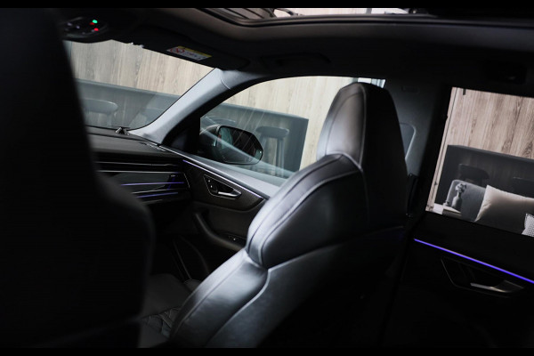 Audi Q8 55 TFSI Quattro RSQ8 Look / Carbon / RS Zetels / Acc / Lane Assist / Head Up / Dode Hoek / Open Panorama / Matrix / 22 Inc