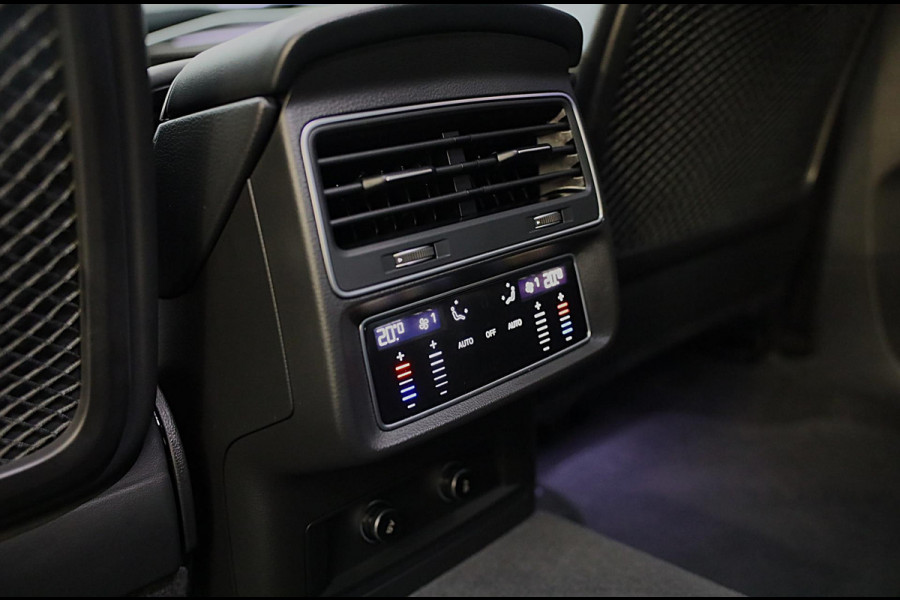 Audi Q8 55 TFSI Quattro RSQ8 Look / Carbon / RS Zetels / Acc / Lane Assist / Head Up / Dode Hoek / Open Panorama / Matrix / 22 Inc