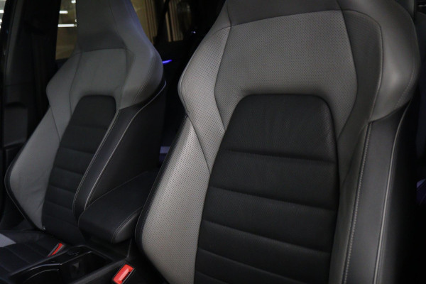 Volkswagen Golf 1.4 eHybrid GTE /PANO/IQLIGHT/CAM/CARPLAY/LANE ASSIST/VOL