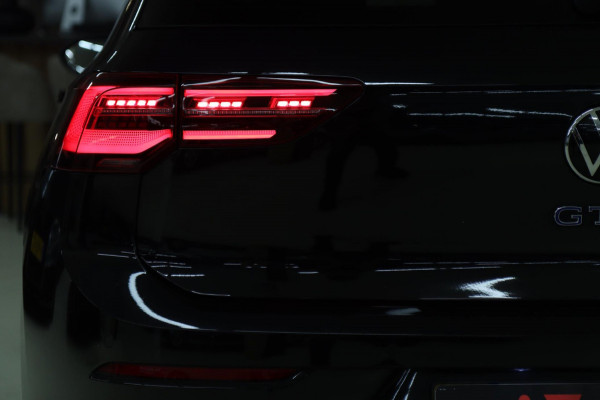 Volkswagen Golf 1.4 eHybrid GTE /PANO/IQLIGHT/CAM/CARPLAY/LANE ASSIST/VOL