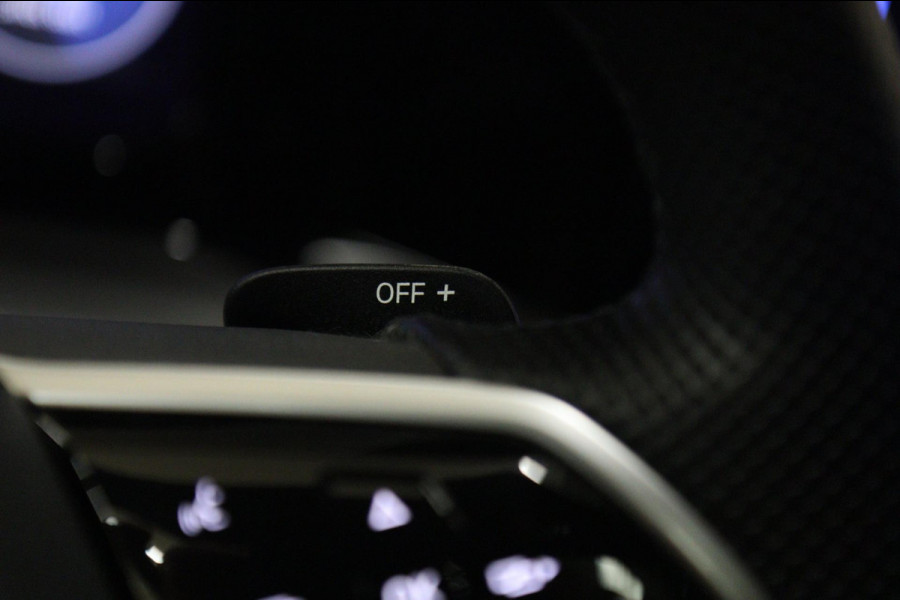 Volkswagen Golf 1.4 eHybrid GTE /PANO/IQLIGHT/CAM/CARPLAY/LANE ASSIST/VOL