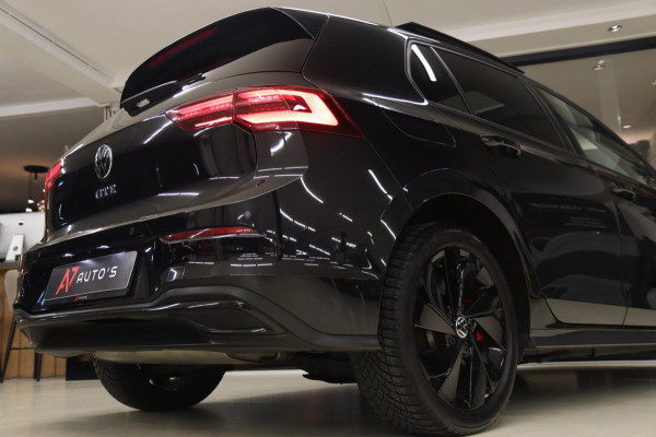 Volkswagen Golf 1.4 eHybrid GTE /PANO/IQLIGHT/CAM/CARPLAY/LANE ASSIST/VOL