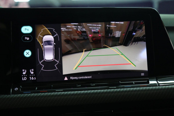 Volkswagen Golf 1.4 eHybrid GTE /PANO/IQLIGHT/CAM/CARPLAY/LANE ASSIST/VOL