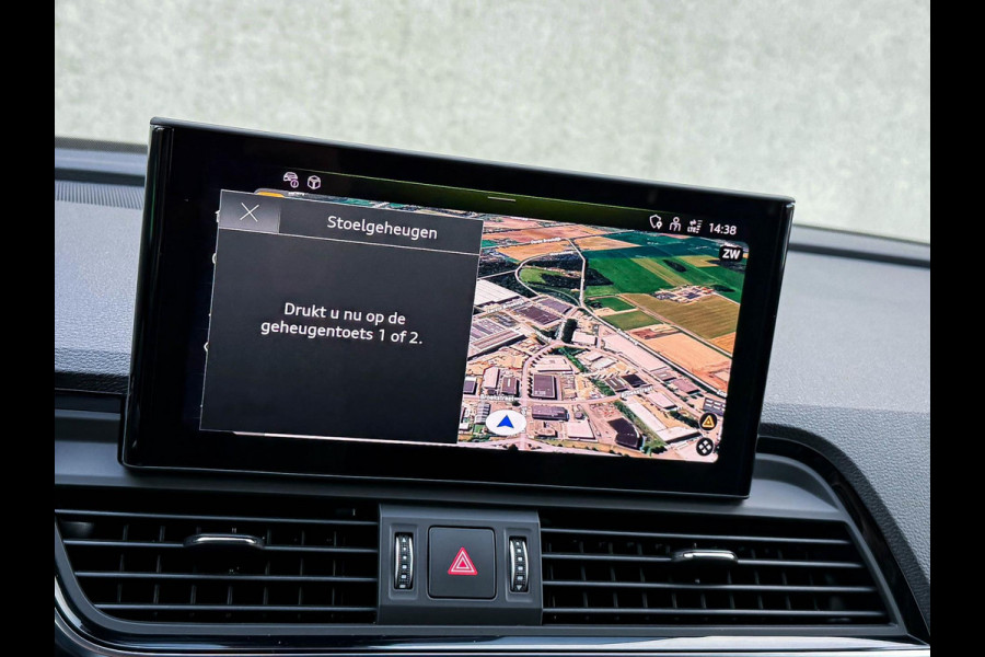 Audi Q5 55TFSI e 367pk Quattro Competition S Edition S-Line 1é Eig|19Dkm|Panoramadak|Luchtvering|HD Matrix|Memory|Virtual|Ambiance