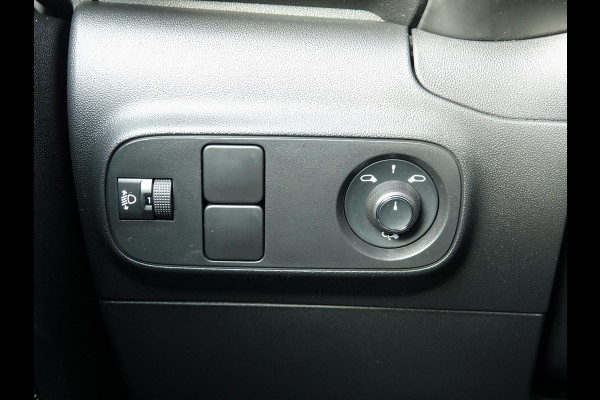 Citroën C3 1.2 PureTech C-Series Navigatie