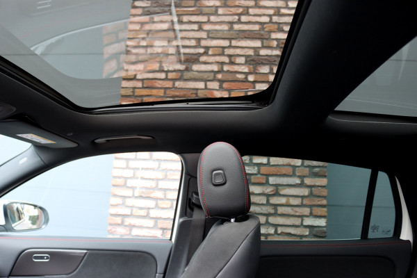 Mercedes-Benz GLA 200 Business Solution AMG Line | Panoramadak | Augmented Reality | Widescreen | Stoelverwarming | Cruise Control | Zitcomfortpakket | High Perf LED | Android Auto/Apple Carplay |