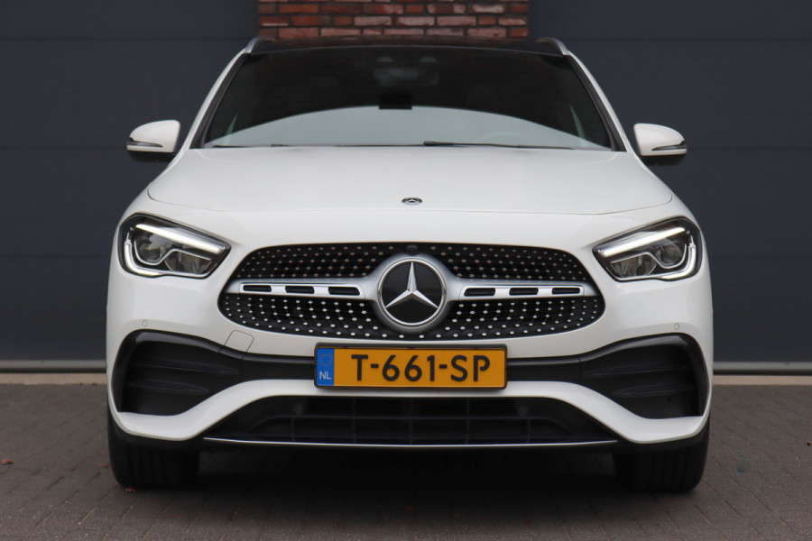 Mercedes-Benz GLA 200 Business Solution AMG Line | Panoramadak | Augmented Reality | Widescreen | Stoelverwarming | Cruise Control | Zitcomfortpakket | High Perf LED | Android Auto/Apple Carplay |