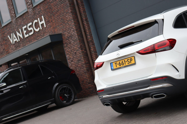 Mercedes-Benz GLA 200 Business Solution AMG Line | Panoramadak | Augmented Reality | Widescreen | Stoelverwarming | Cruise Control | Zitcomfortpakket | High Perf LED | Android Auto/Apple Carplay |