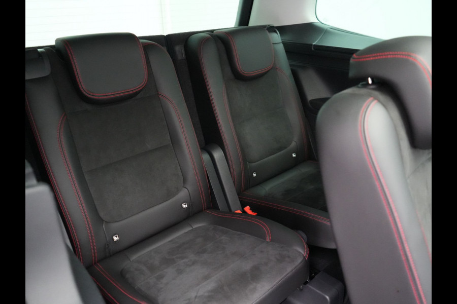 Seat Alhambra 1.4 TSI FR Business Intense 7 Persoons 150pk Dealer O.H. | Trekhaak Af Fabriek | Panodak | Adaptive Cruise | Camera | Apple Carplay | Alcantara Sportstoelen Verwarmd | Keyless | Blis | Navigatie | DAB |