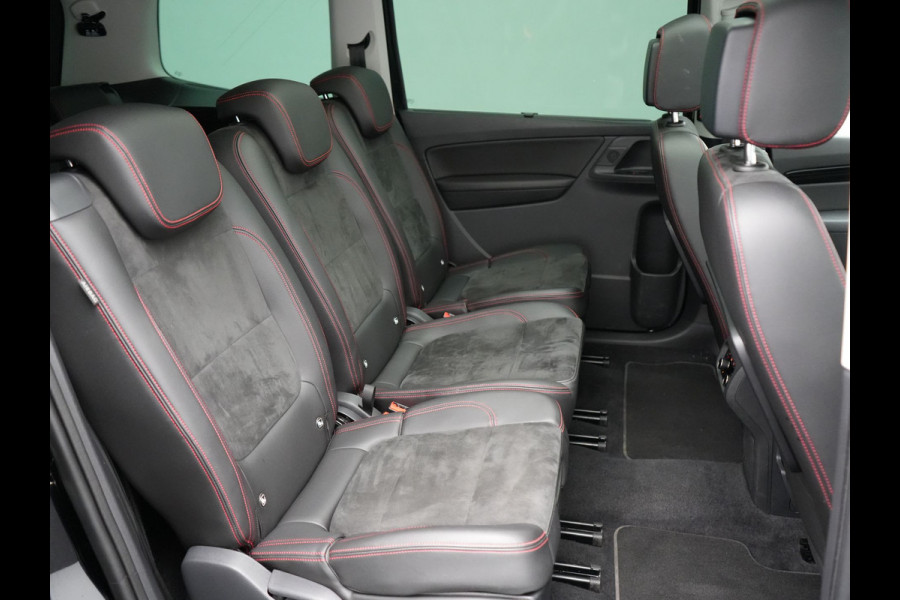 Seat Alhambra 1.4 TSI FR Business Intense 7 Persoons 150pk Dealer O.H. | Trekhaak Af Fabriek | Panodak | Adaptive Cruise | Camera | Apple Carplay | Alcantara Sportstoelen Verwarmd | Keyless | Blis | Navigatie | DAB |