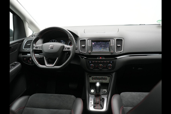 Seat Alhambra 1.4 TSI FR Business Intense 7 Persoons 150pk Dealer O.H. | Trekhaak Af Fabriek | Panodak | Adaptive Cruise | Camera | Apple Carplay | Alcantara Sportstoelen Verwarmd | Keyless | Blis | Navigatie | DAB |