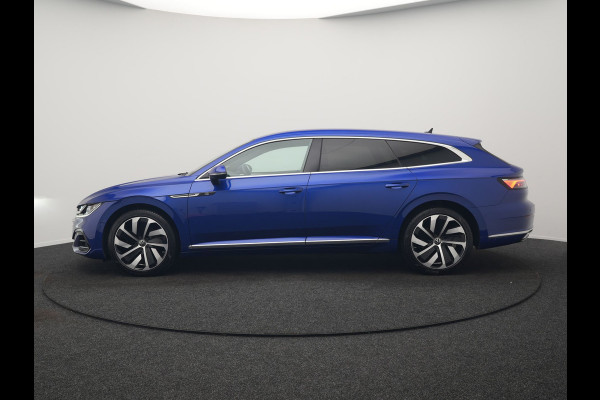 Volkswagen Arteon Shooting Brake 1.4 TSI eHybrid R-Line Plug In Hybrid 218pk Dealer O.H PHEV | Trekhaak Af Fabriek | Adaptive Cruise | 360 Camera | IQ Light | Alcantara Sportstoelen Message & Verwarmd | Blis | Apple Carplay | Navigatie | Virtual | DAB |