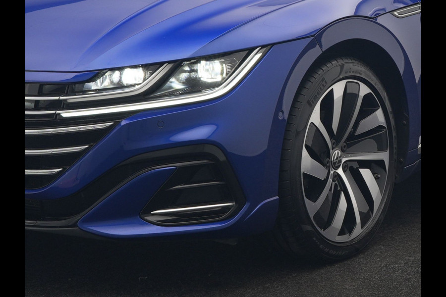 Volkswagen Arteon Shooting Brake 1.4 TSI eHybrid R-Line Plug In Hybrid 218pk Dealer O.H PHEV | Trekhaak Af Fabriek | Adaptive Cruise | 360 Camera | IQ Light | Alcantara Sportstoelen Message & Verwarmd | Blis | Apple Carplay | Navigatie | Virtual | DAB |
