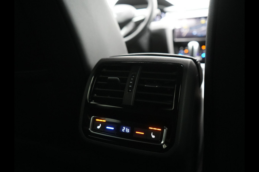 Volkswagen Arteon Shooting Brake 1.4 TSI eHybrid R-Line Plug In Hybrid 218pk Dealer O.H PHEV | Trekhaak Af Fabriek | Adaptive Cruise | 360 Camera | IQ Light | Alcantara Sportstoelen Message & Verwarmd | Blis | Apple Carplay | Navigatie | Virtual | DAB |