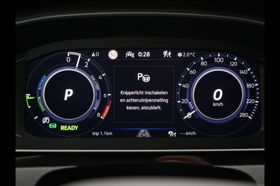 Volkswagen Arteon Shooting Brake 1.4 TSI eHybrid R-Line Plug In Hybrid 218pk Dealer O.H PHEV | Trekhaak Af Fabriek | Adaptive Cruise | 360 Camera | IQ Light | Alcantara Sportstoelen Message & Verwarmd | Blis | Apple Carplay | Navigatie | Virtual | DAB |