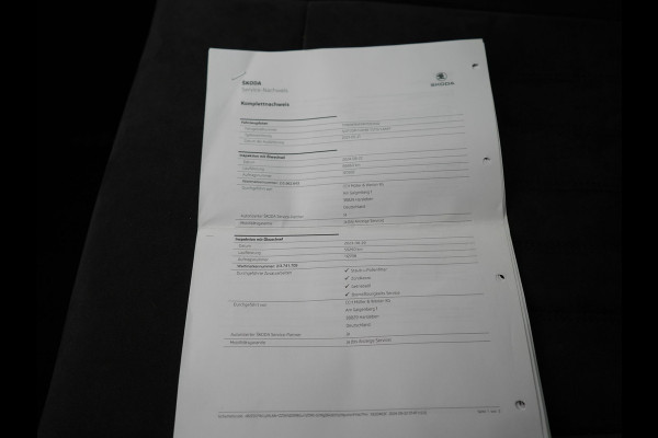 Škoda Superb Combi 1.4 TSI iV Business Edition Plus Plug In Hybrid 218pk Dealer O.H. PHEV | Trekhaak Af Fabriek | Adaptive Cruise | Camera | Canton Audio | Crystal LED | Alcantara Sportstoelen Memory & Verwarmd | Apple Carplay | Stuur Verwarmd | Keyless | Virtual | Blis |