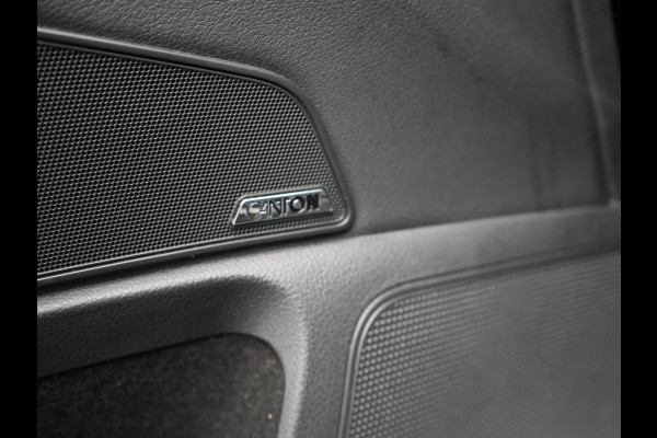 Škoda Superb Combi 1.4 TSI iV Business Edition Plus Plug In Hybrid 218pk Dealer O.H. PHEV | Trekhaak Af Fabriek | Adaptive Cruise | Camera | Canton Audio | Crystal LED | Alcantara Sportstoelen Memory & Verwarmd | Apple Carplay | Stuur Verwarmd | Keyless | Virtual | Blis |