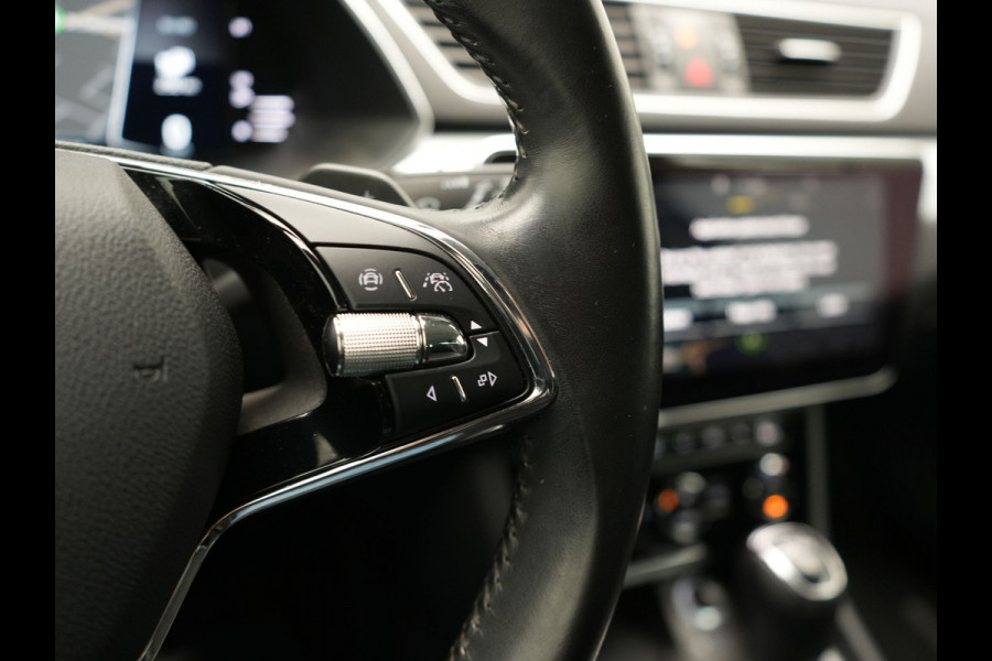 Škoda Superb Combi 1.4 TSI iV Business Edition Plus Plug In Hybrid 218pk Dealer O.H. PHEV | Trekhaak Af Fabriek | Adaptive Cruise | Camera | Canton Audio | Crystal LED | Alcantara Sportstoelen Memory & Verwarmd | Apple Carplay | Stuur Verwarmd | Keyless | Virtual | Blis |