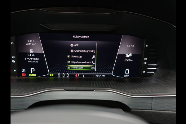 Škoda Superb Combi 1.4 TSI iV Business Edition Plus Plug In Hybrid 218pk Dealer O.H. PHEV | Trekhaak Af Fabriek | Adaptive Cruise | Camera | Canton Audio | Crystal LED | Alcantara Sportstoelen Memory & Verwarmd | Apple Carplay | Stuur Verwarmd | Keyless | Virtual | Blis |