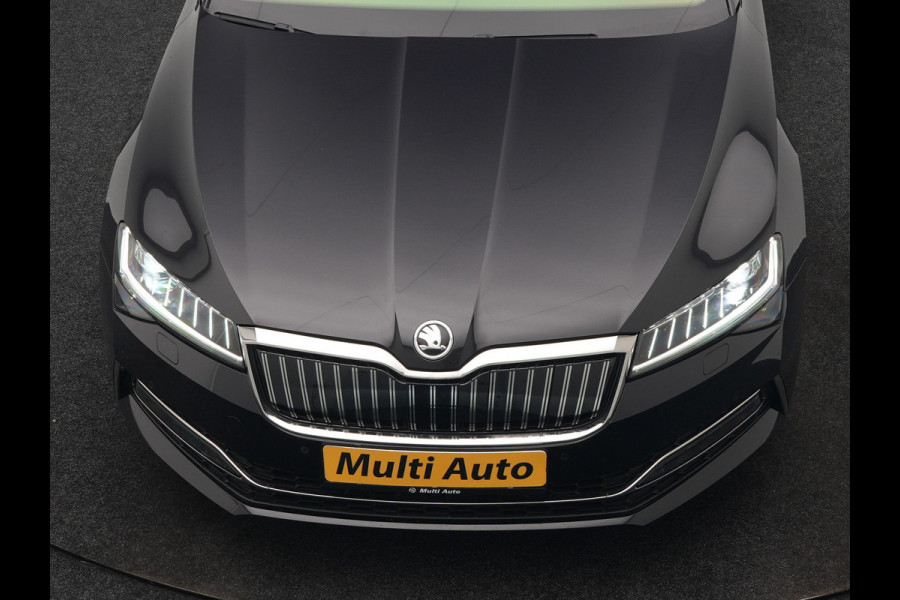 Škoda Superb Combi 1.4 TSI iV Business Edition Plus Plug In Hybrid 218pk Dealer O.H. PHEV | Trekhaak Af Fabriek | Adaptive Cruise | Camera | Canton Audio | Crystal LED | Alcantara Sportstoelen Memory & Verwarmd | Apple Carplay | Stuur Verwarmd | Keyless | Virtual | Blis |