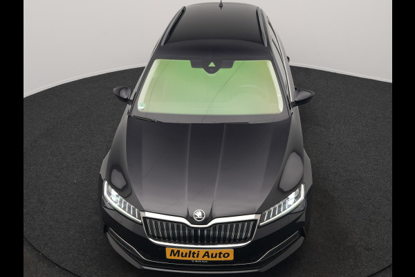Škoda Superb Combi 1.4 TSI iV Business Edition Plus Plug In Hybrid 218pk Dealer O.H. PHEV | Trekhaak Af Fabriek | Adaptive Cruise | Camera | Canton Audio | Crystal LED | Alcantara Sportstoelen Memory & Verwarmd | Apple Carplay | Stuur Verwarmd | Keyless | Virtual | Blis |