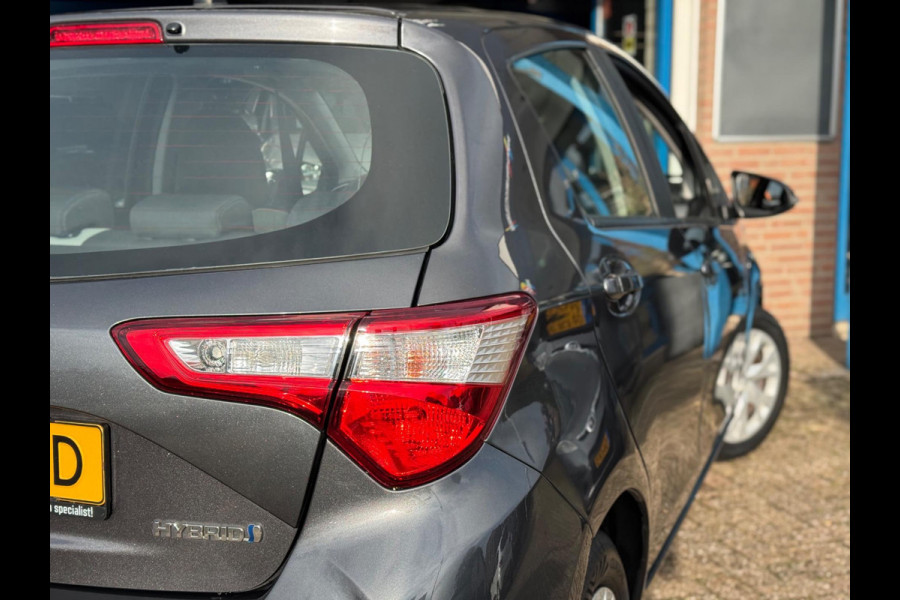 Toyota Yaris 1.5 Hybrid Active 2018 CLIMA Camera APK NAP!