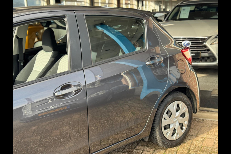 Toyota Yaris 1.5 Hybrid Active 2018 CLIMA Camera APK NAP!