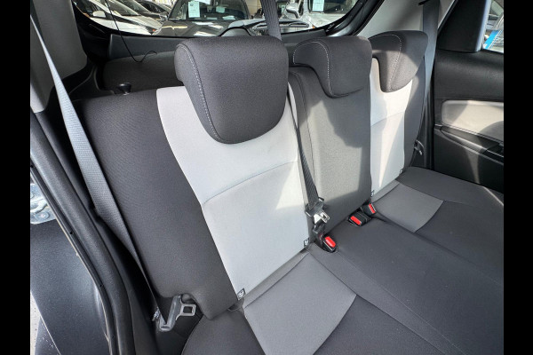 Toyota Yaris 1.5 Hybrid Active 2018 CLIMA Camera APK NAP!